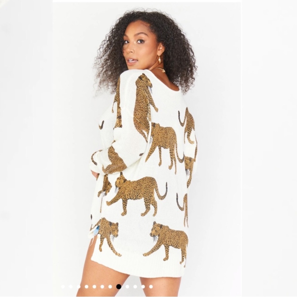 Show Me Your Mumu Tossed leopard knit sweater size medium - Picture 5 of 10